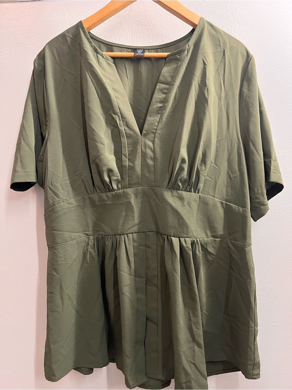 SHEIN Olive Green V-Neck Peplum Tunic